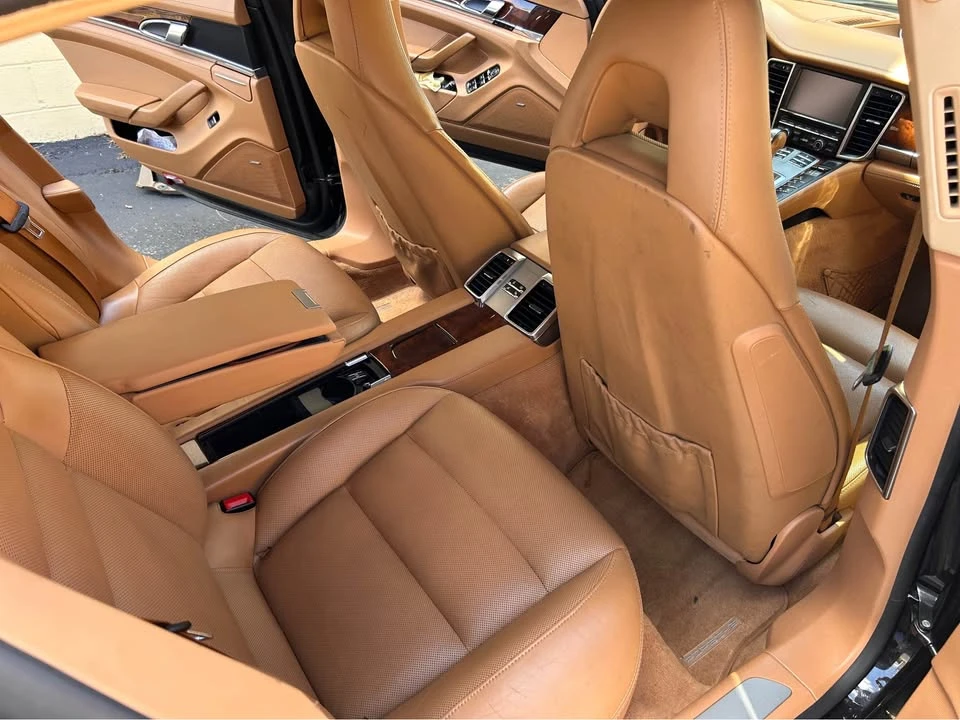 2012 Porsche 970 Panamera 4S - Image 7 of 8