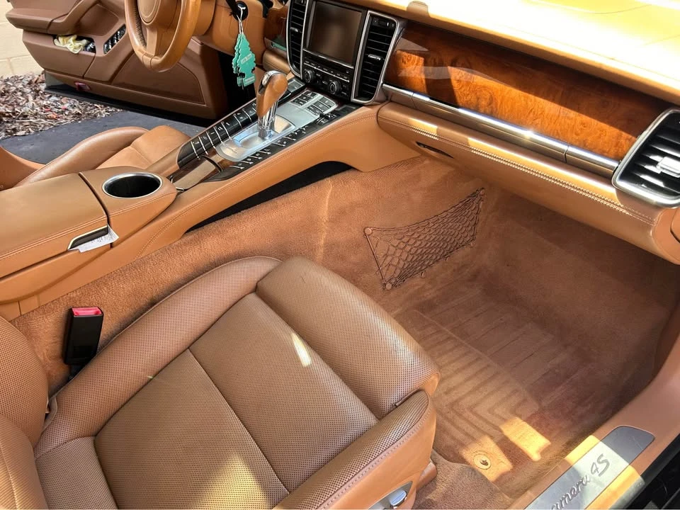 2012 Porsche 970 Panamera 4S - Image 6 of 8