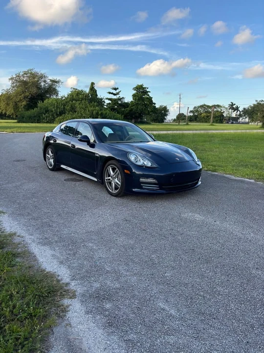 2012 Porsche 970 Panamera 4S - Image 3 of 12
