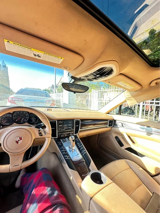 2012 Porsche 970 Panamera - Image 5 of 6