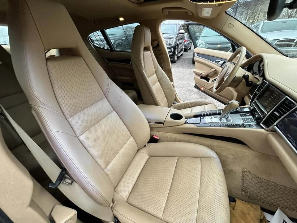 2012 Porsche 970 Panamera S - Image 8 of 9