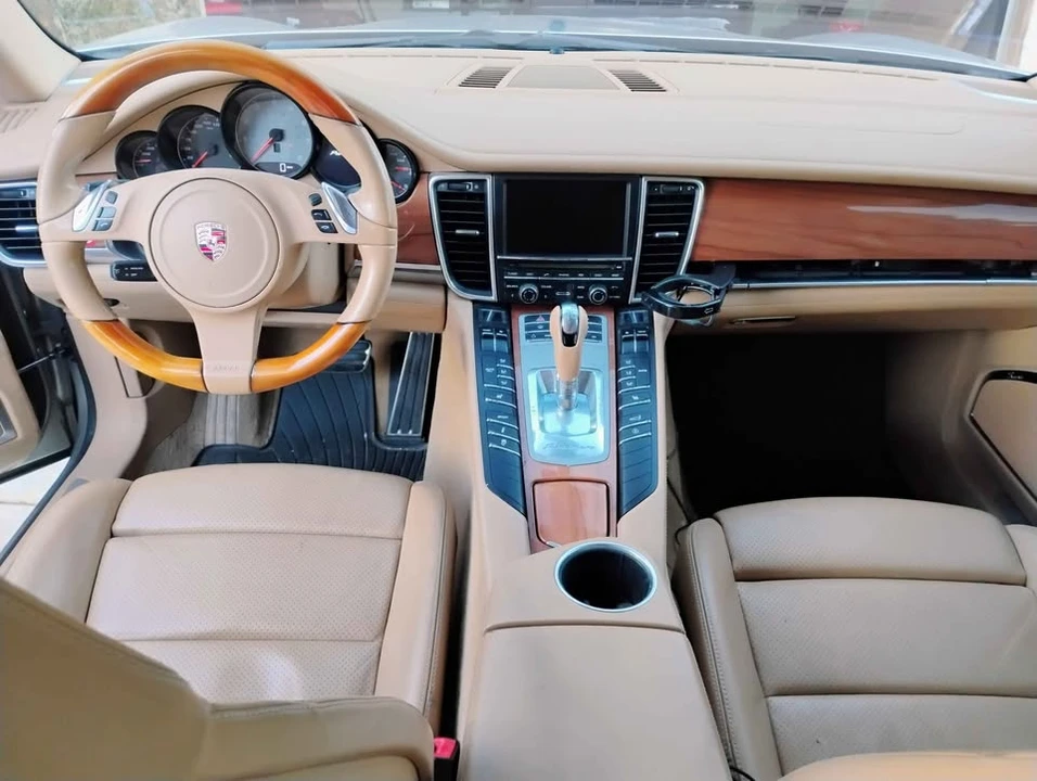 2012 Porsche 970 Panamera S - Image 5 of 6