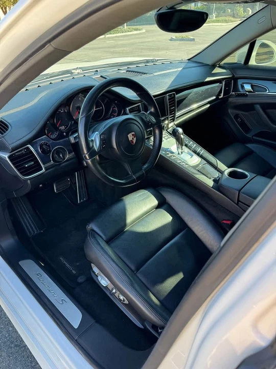 2012 Porsche 970 Panamera S - Image 7 of 17