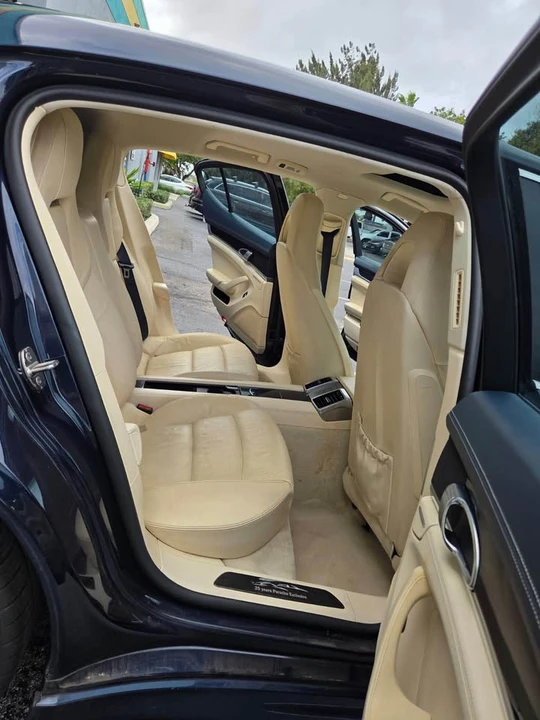 2012 Porsche 970 Panamera - Image 9 of 19