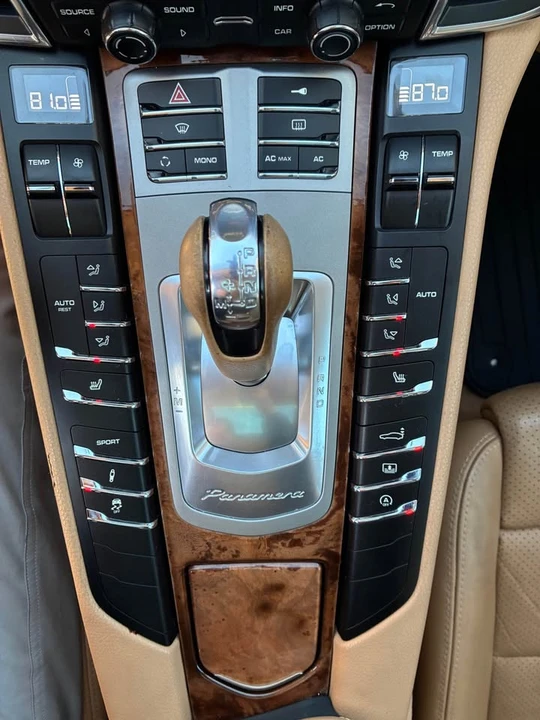 2012 Porsche 970 Panamera - Image 14 of 18