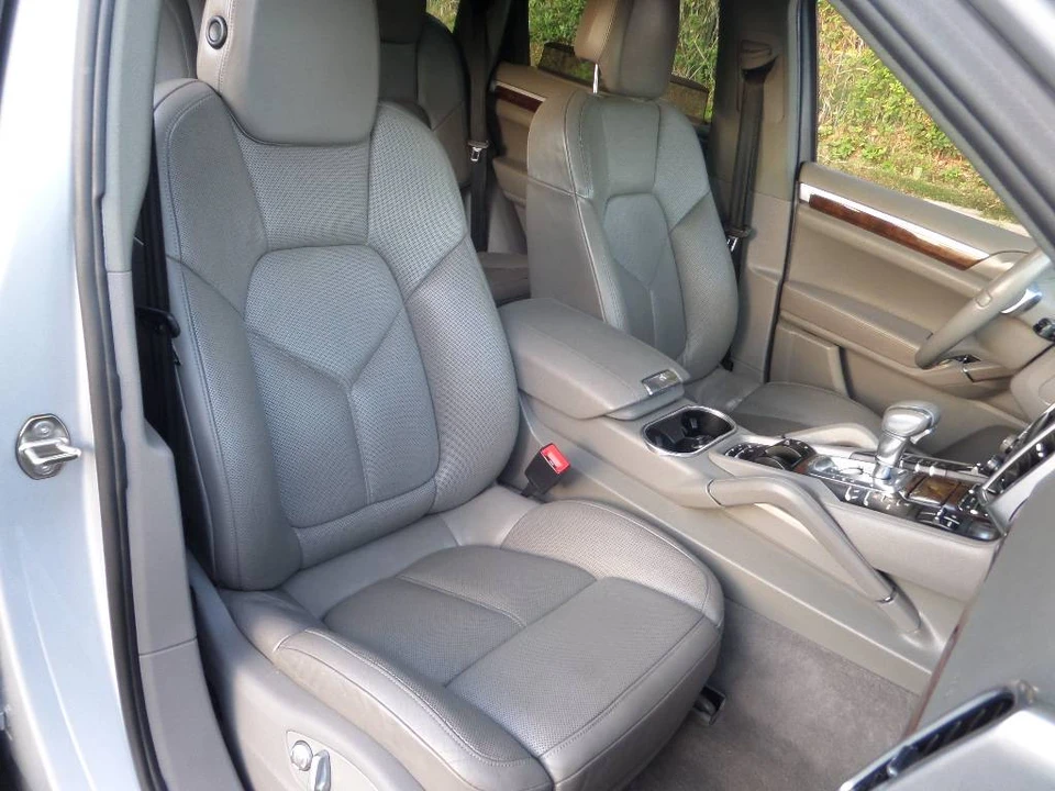 2012 Porsche 958 Cayenne - Image 19 of 20