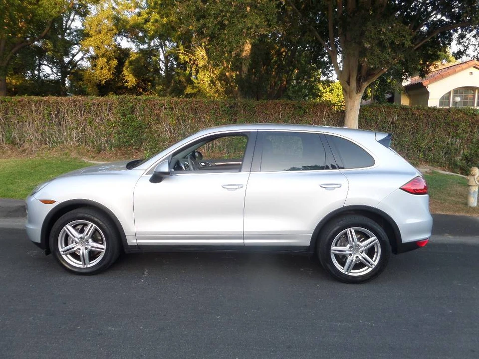 2012 Porsche 958 Cayenne - Image 4 of 20