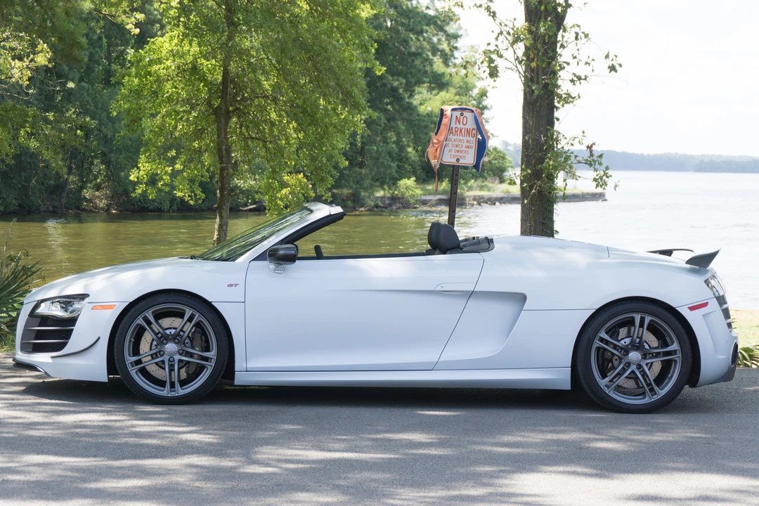 2012 Audi 42 R8 - Image 3 of 5