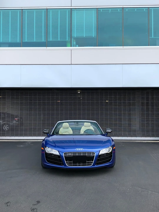 2012 Audi 42 R8 - Image 8 of 8