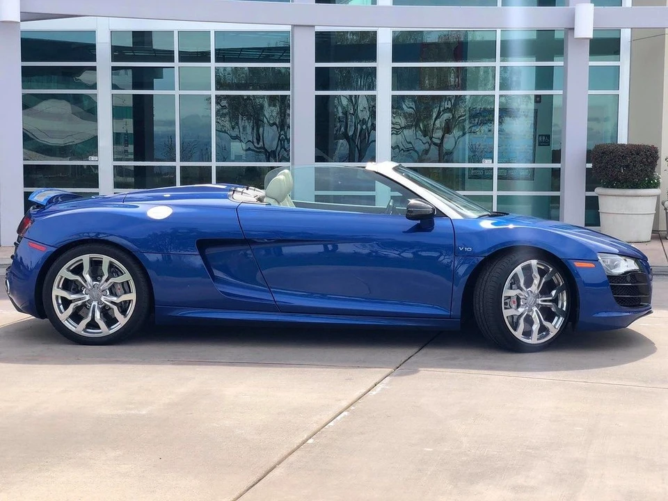 2012 Audi 42 R8 - Image 3 of 8