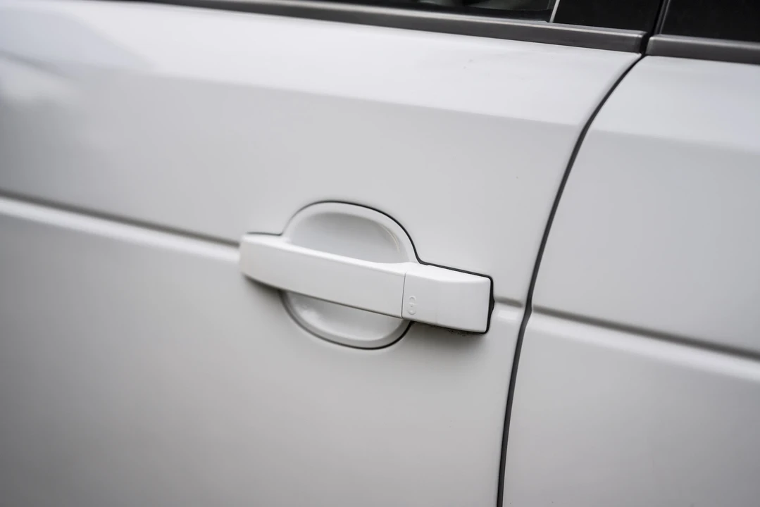 2012 Land Rover Range Rover L322 - Image 23 of 31