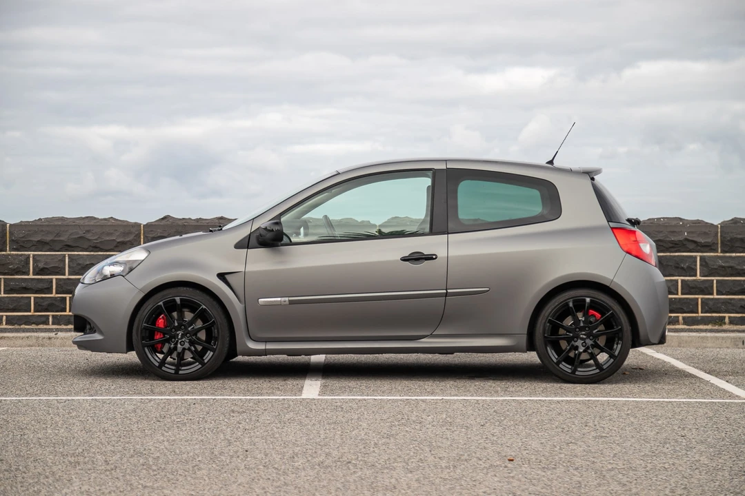2012 Renault Clio 3rd Gen - Image 9 of 31