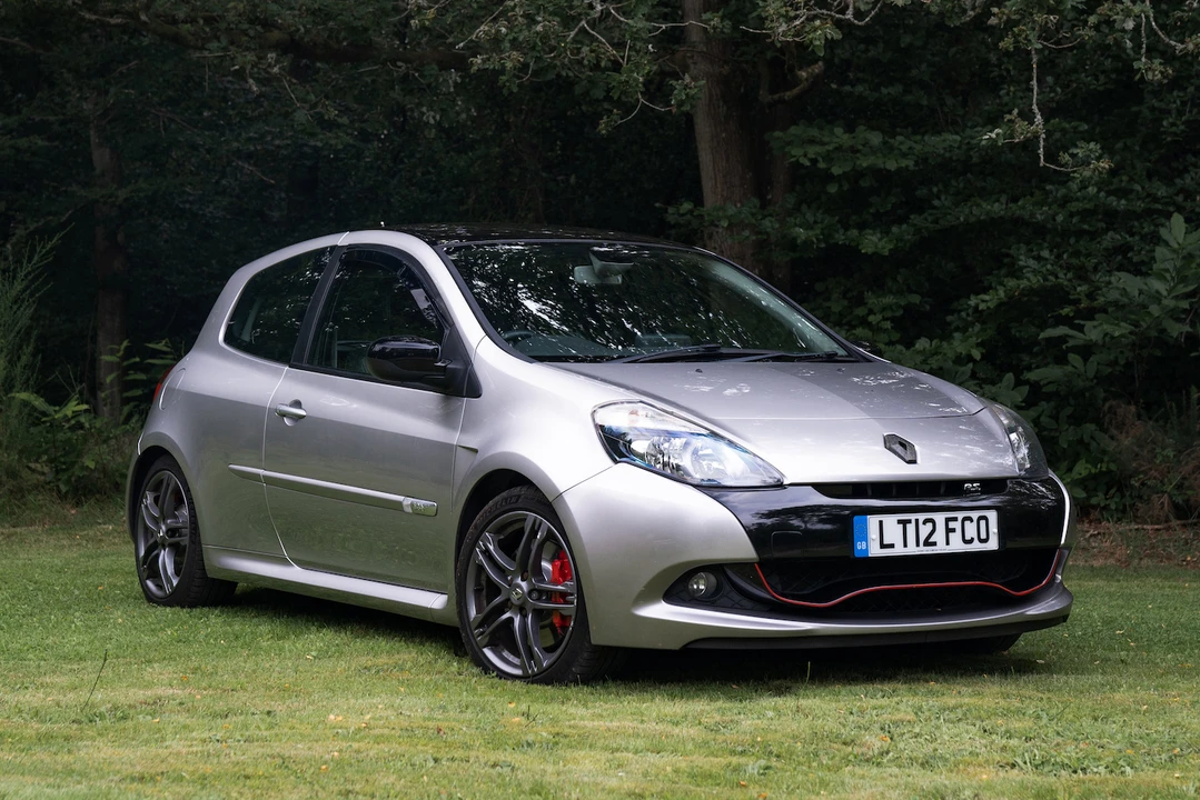 2012 Renault Clio 3rd Gen - Image 2 of 2