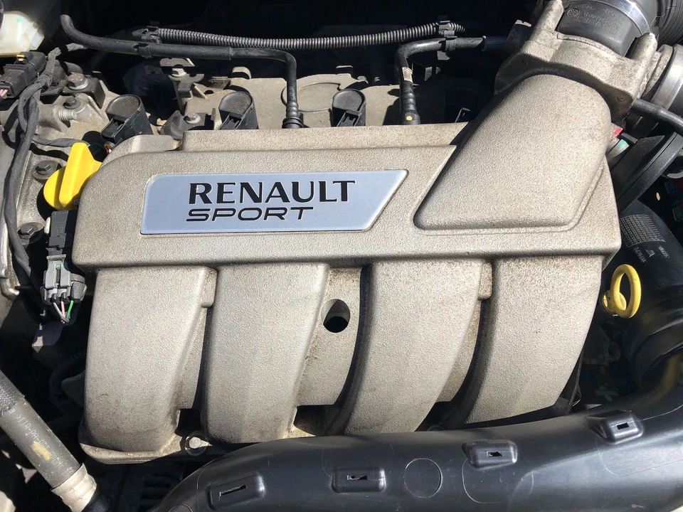 2012 Renault Clio 3rd Gen - Image 9 of 31