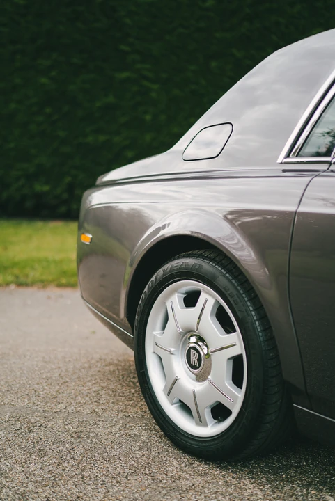 2012 Rolls-Royce Phantom VII - Image 17 of 31