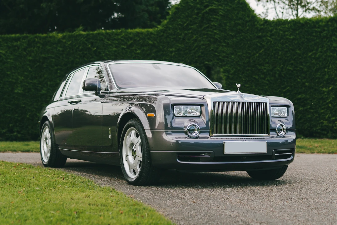 2012 Rolls-Royce Phantom VII - Image 2 of 31