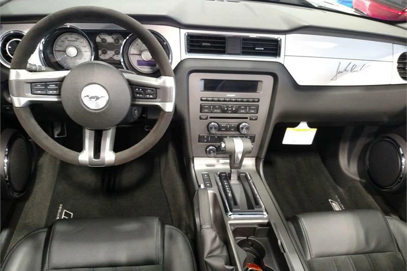 2012 Ford S197 Mustang - Image 4 of 5