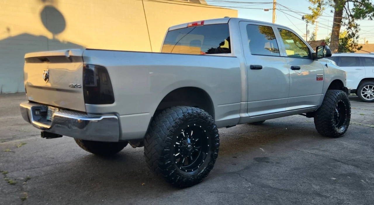 2012 Ram Heavy Duty - Image 5 of 11