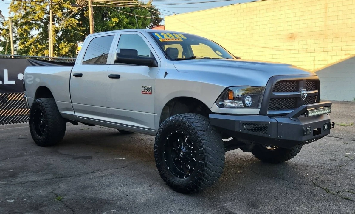 2012 Ram Heavy Duty - Image 3 of 11