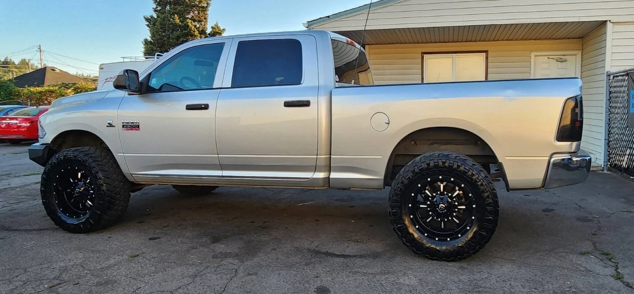 2012 Ram Heavy Duty - Image 7 of 11
