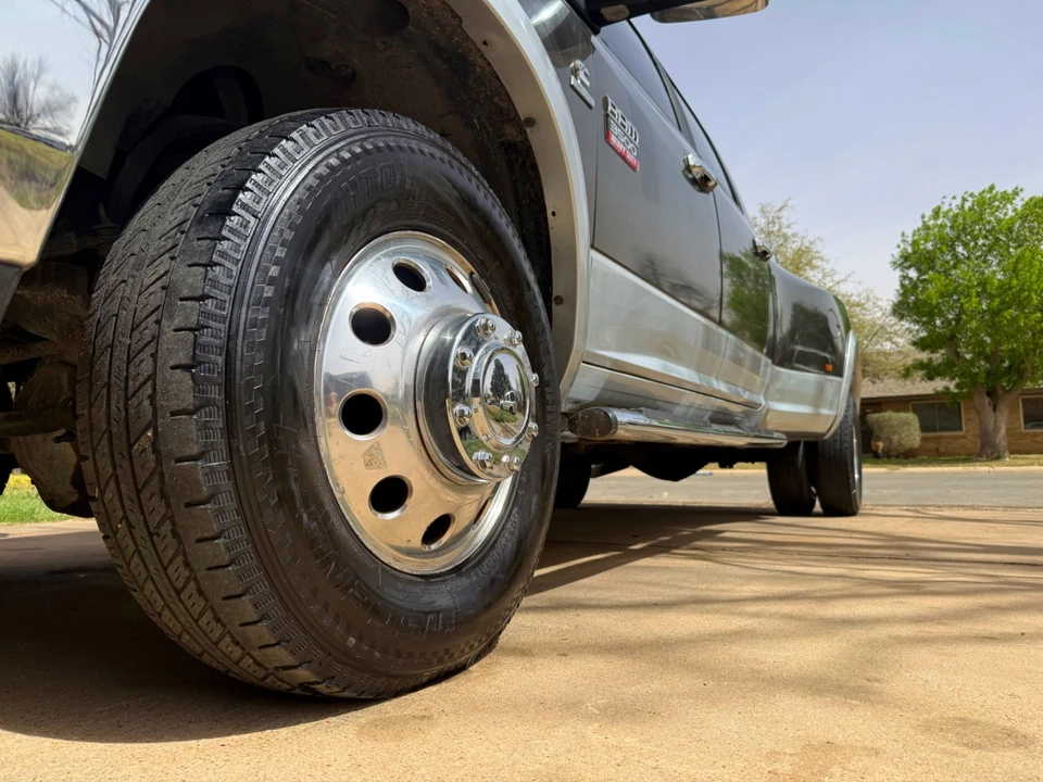 2012 Ram Heavy Duty - Image 12 of 21