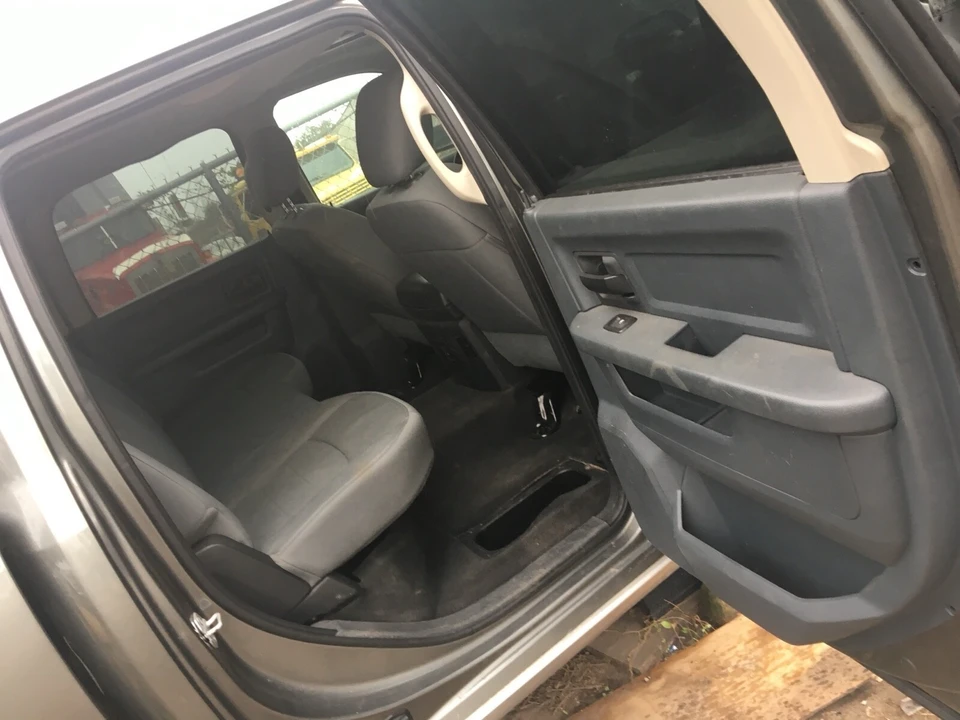 2012 Ram Heavy Duty - Image 14 of 24