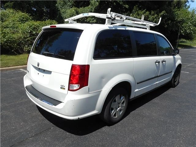 2012 Dodge Caravan - Image 3 of 12