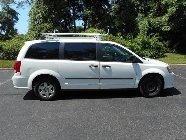 2012 Dodge Caravan - Image 2 of 12