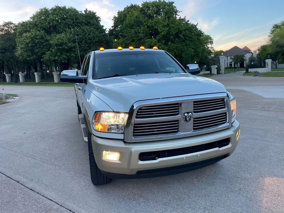 2012 Ram Heavy Duty - Image 2 of 24