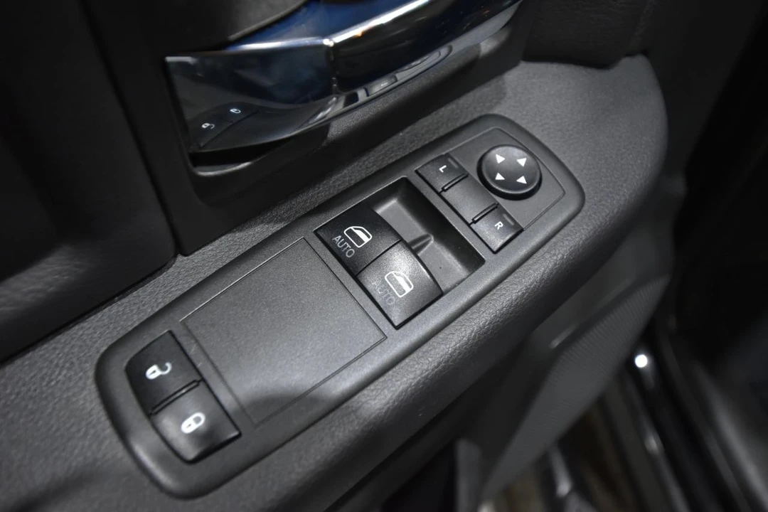 2012 Ram 1500 1st Gen - Image 16 of 31