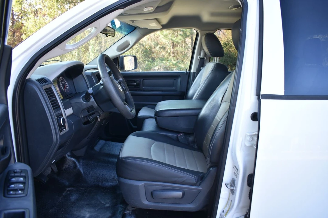 2012 Ram Heavy Duty - Image 10 of 16