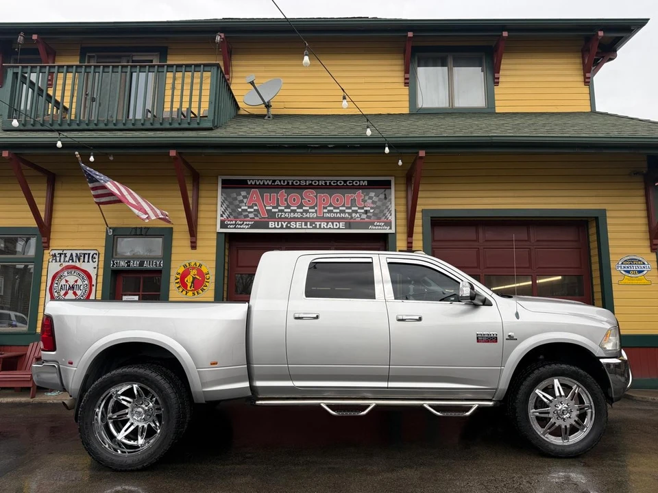2012 Ram Heavy Duty - Image 2 of 21