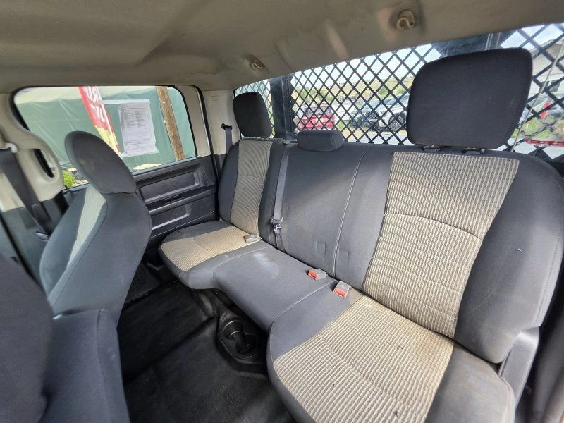2012 Ram 3500 - Image 24 of 31