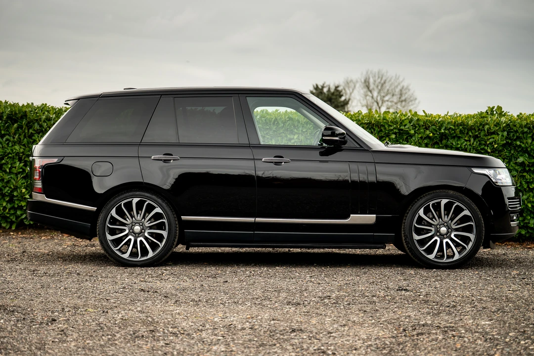 2012 Land Rover Range Rover L322 - Image 4 of 31