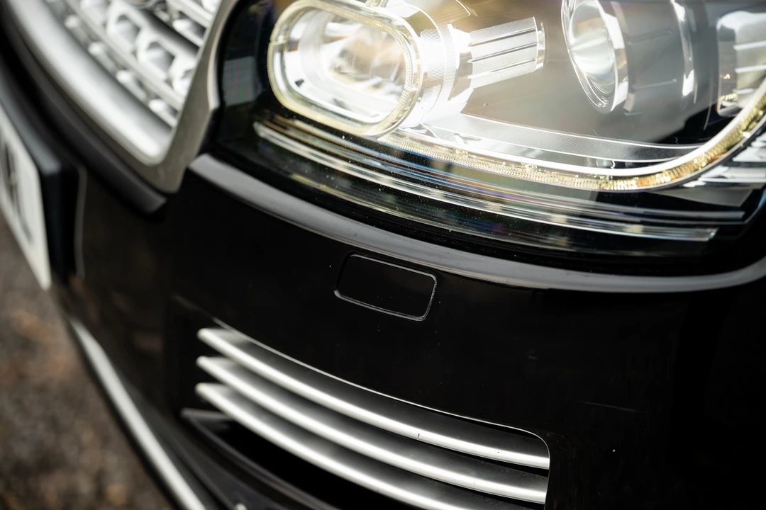 2012 Land Rover Range Rover L322 - Image 25 of 31