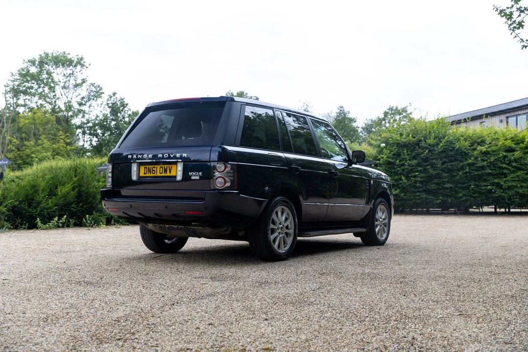 2012 Land Rover Range Rover L322 - Image 2 of 30
