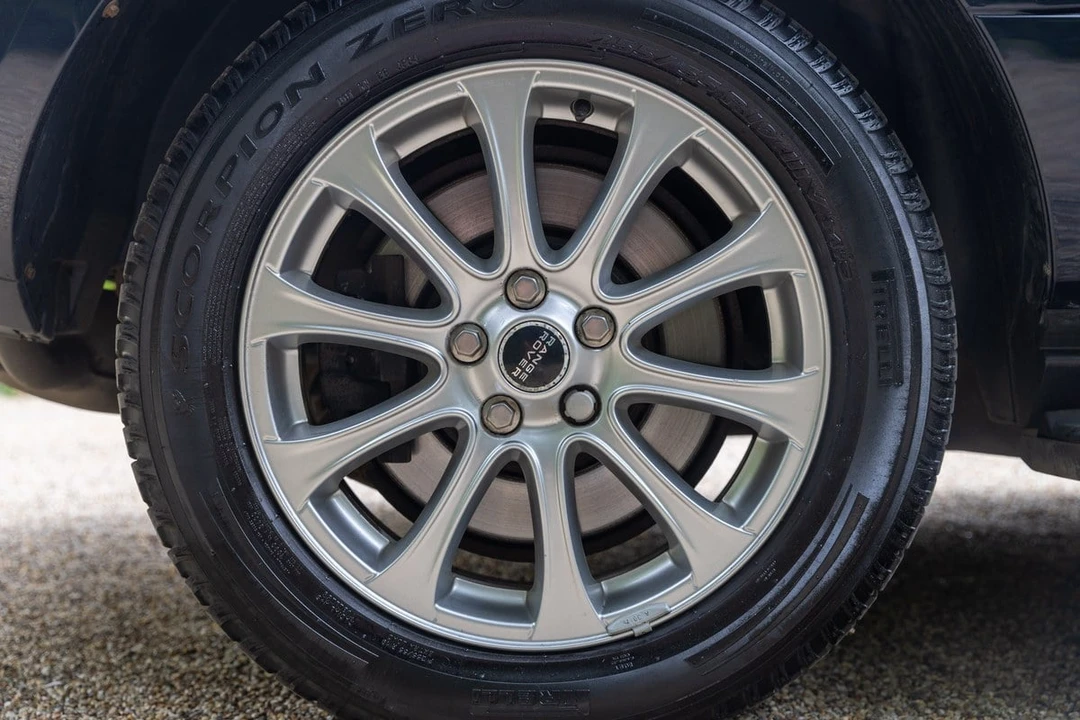 2012 Land Rover Range Rover L322 - Image 21 of 30