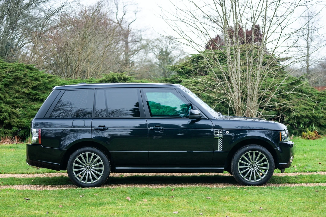 2012 Land Rover Range Rover L322 - Image 11 of 31