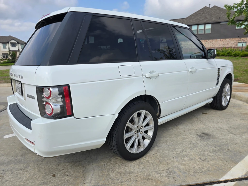 2012 Land Rover Range Rover L322 - Image 16 of 31