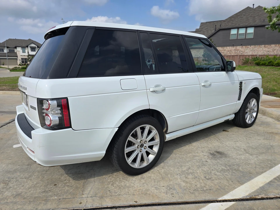 2012 Land Rover Range Rover L322 - Image 17 of 31
