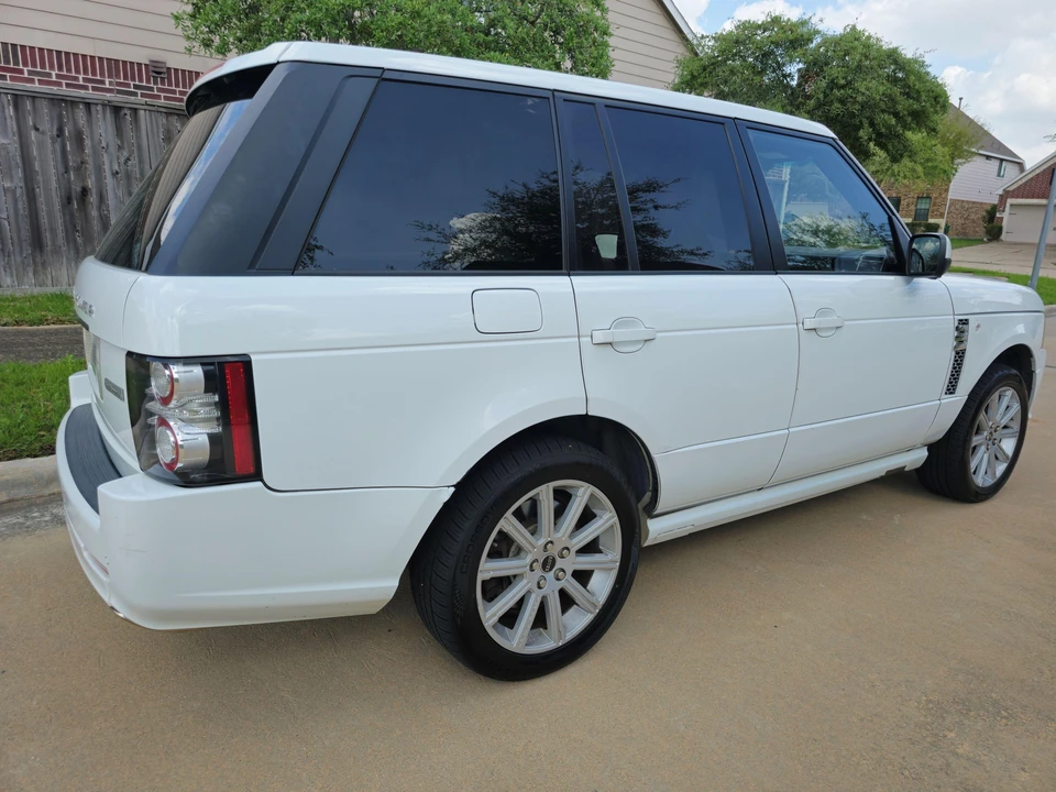 2012 Land Rover Range Rover L322 - Image 18 of 31