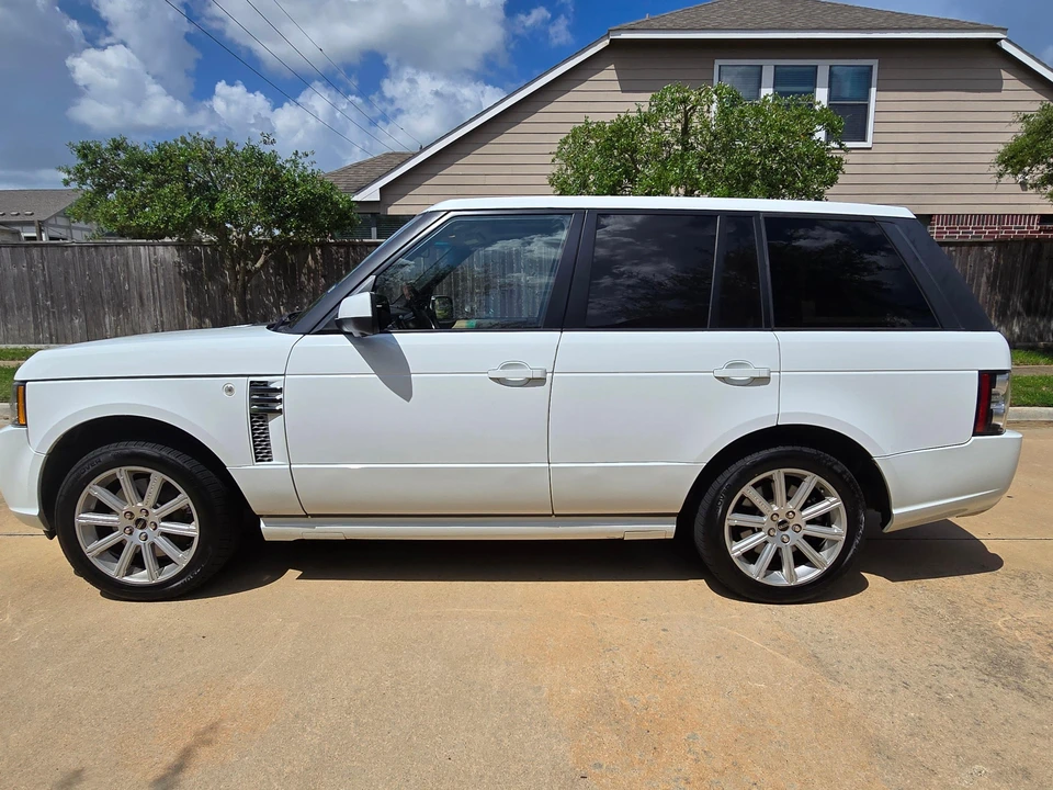 2012 Land Rover Range Rover L322 - Image 9 of 31