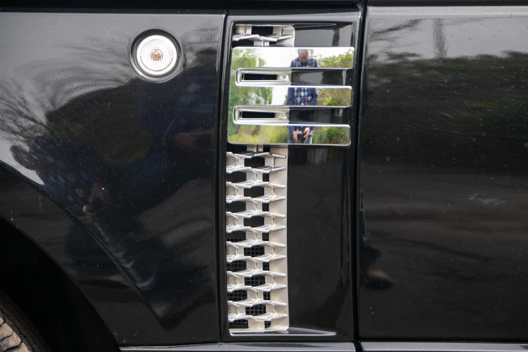 2012 Land Rover Range Rover L322 - Image 16 of 31