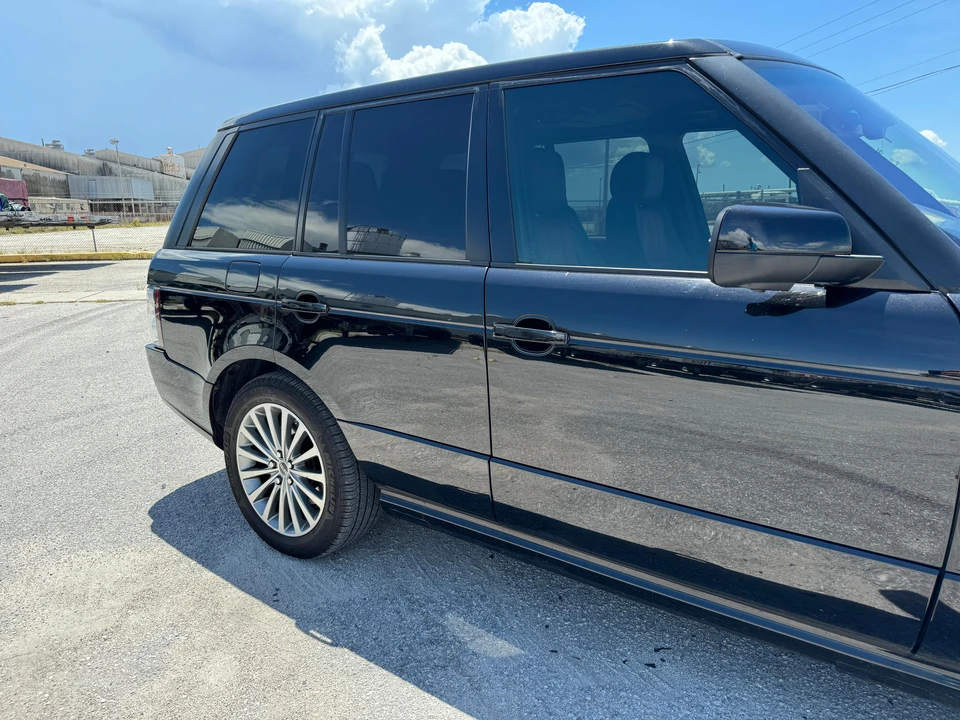 2012 Land Rover Range Rover L322 - Image 23 of 31