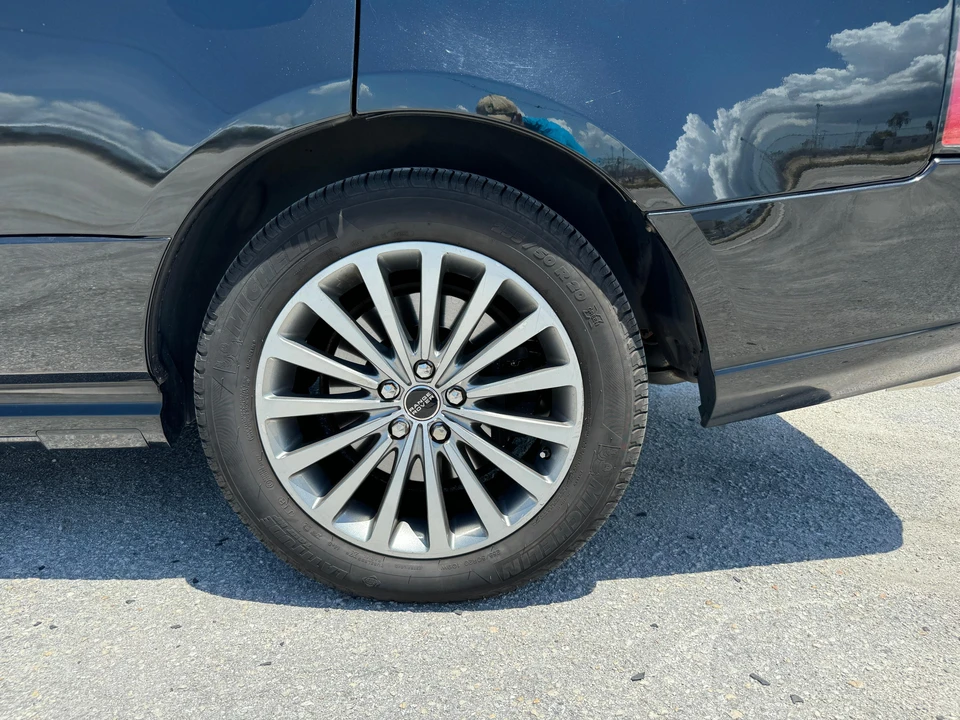 2012 Land Rover Range Rover L322 - Image 27 of 31