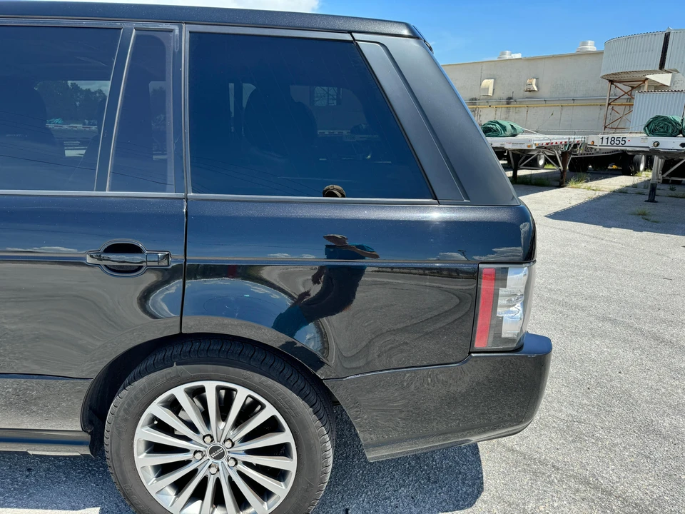 2012 Land Rover Range Rover L322 - Image 17 of 31