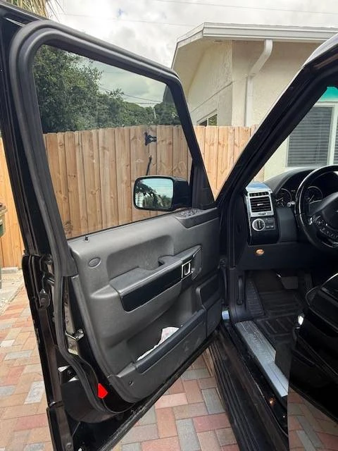 2012 Land Rover Range Rover L322 - Image 11 of 15