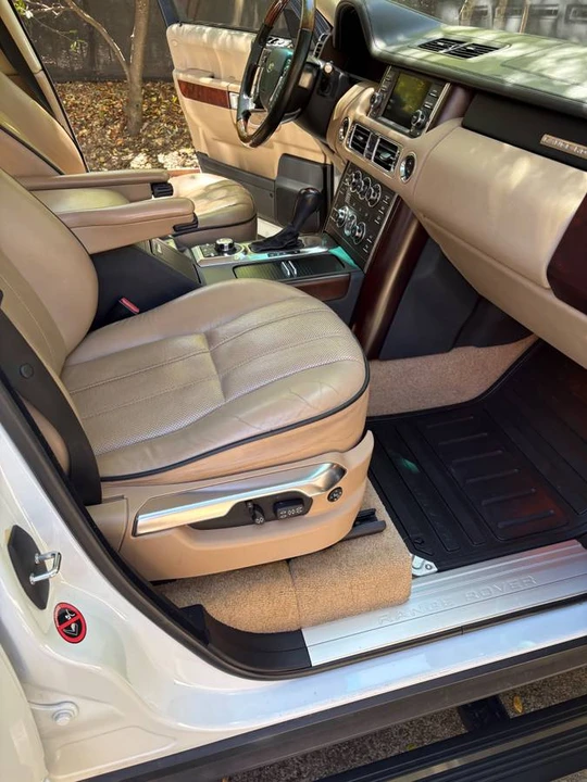 2012 Land Rover Range Rover - Image 20 of 24