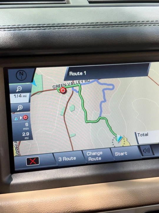 2012 Land Rover Range Rover - Image 7 of 24