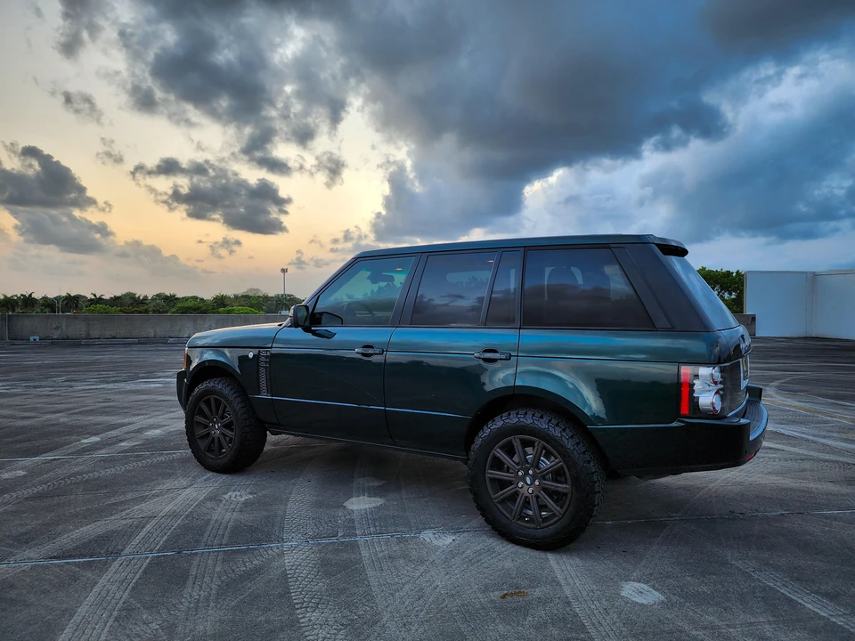 2012 Land Rover Range Rover L322 - Image 23 of 31
